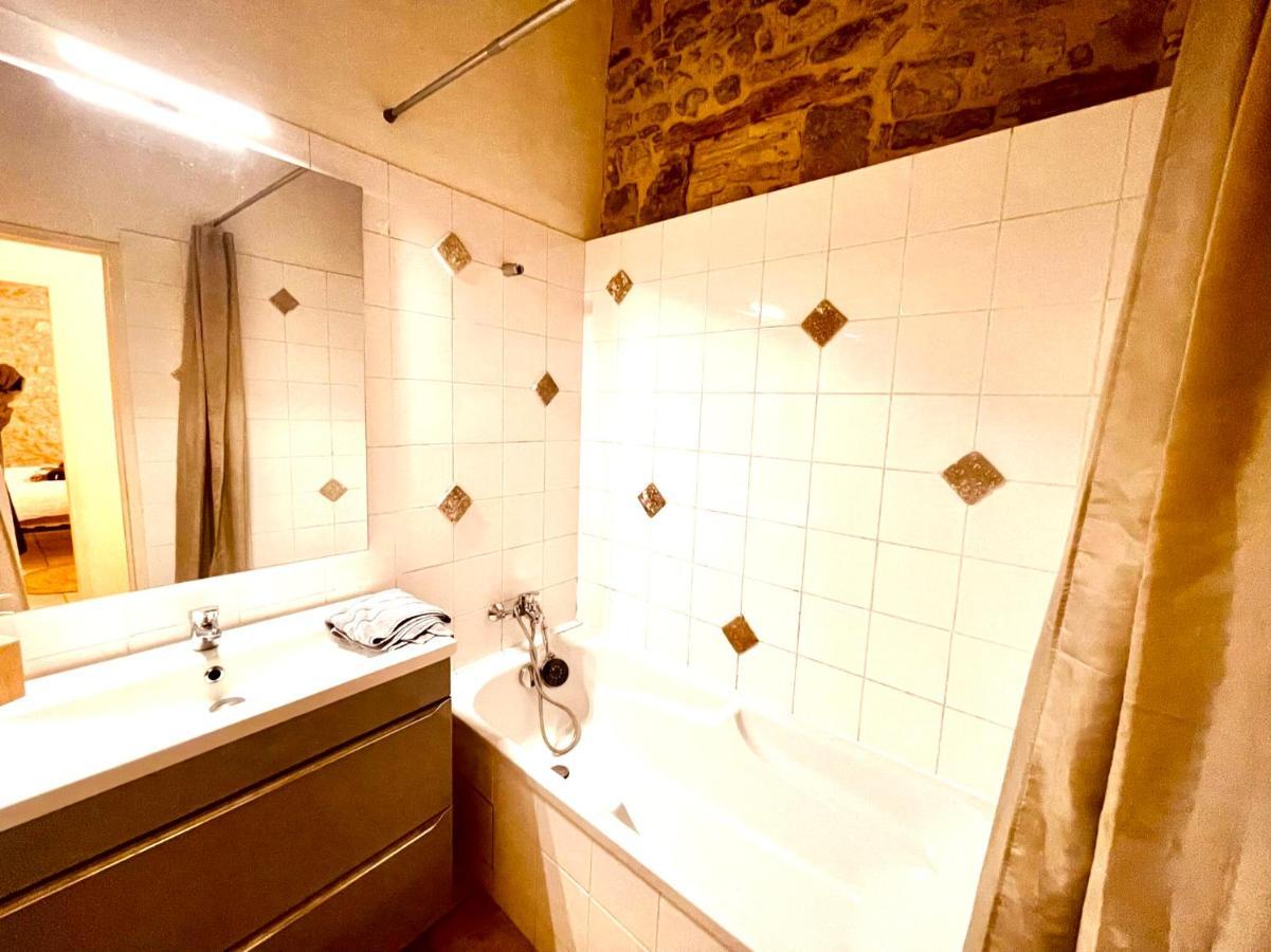 Le Moka Charmant Appartement Au Coeur De Ville Nîmes Buitenkant foto